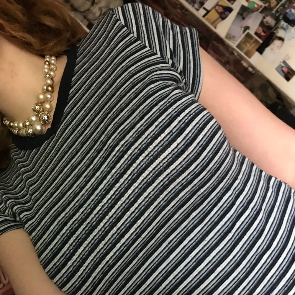 blue black n white 90’s crop top